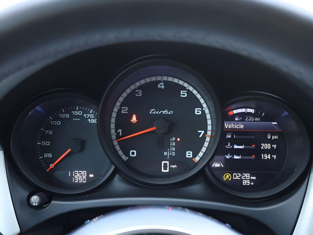 2020 Porsche MACAN TURBO — миниатюра 26