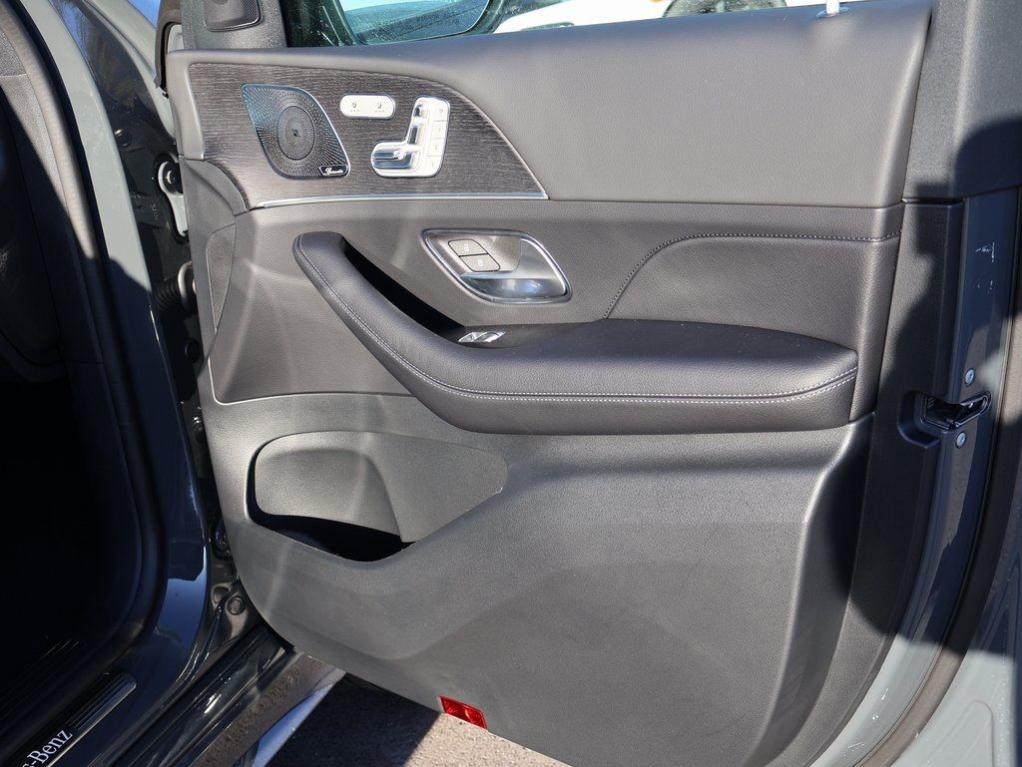 2026 Mercedes-BENZ GLE 缩略图 13