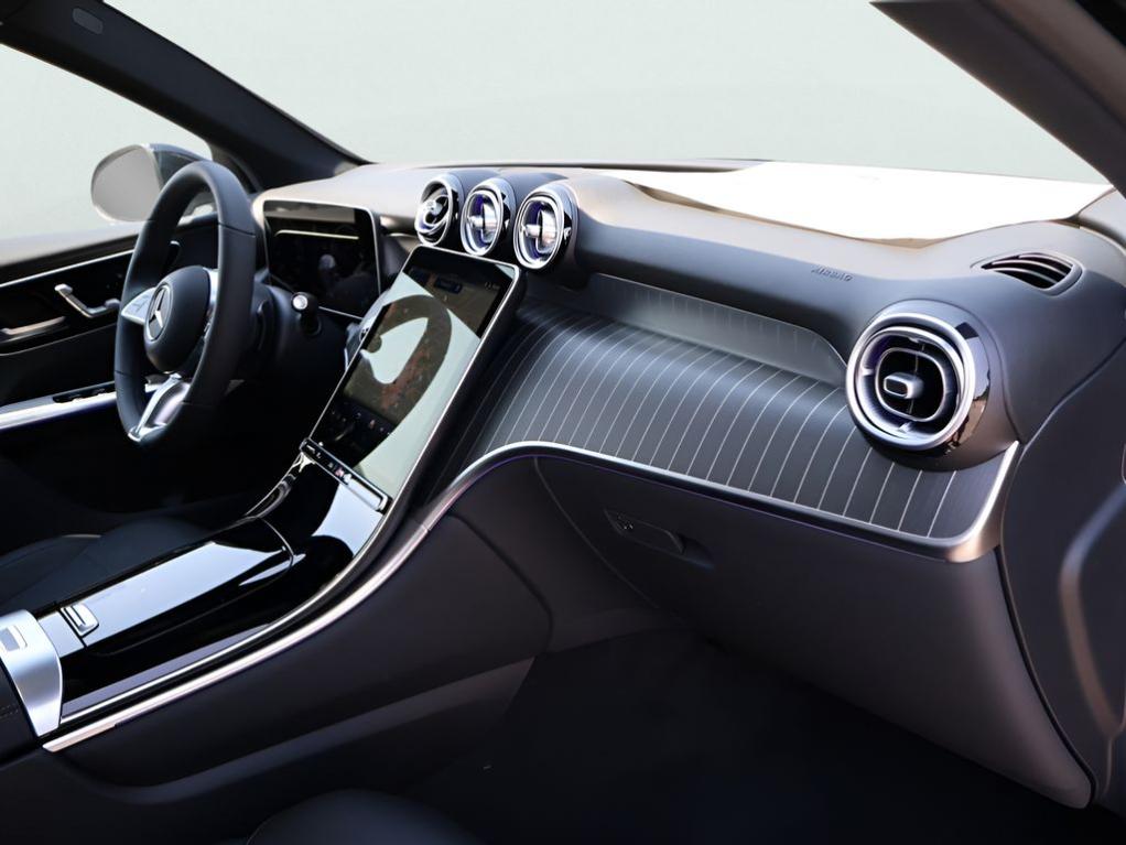 2026 Mercedes-BENZ GLC 照片 9