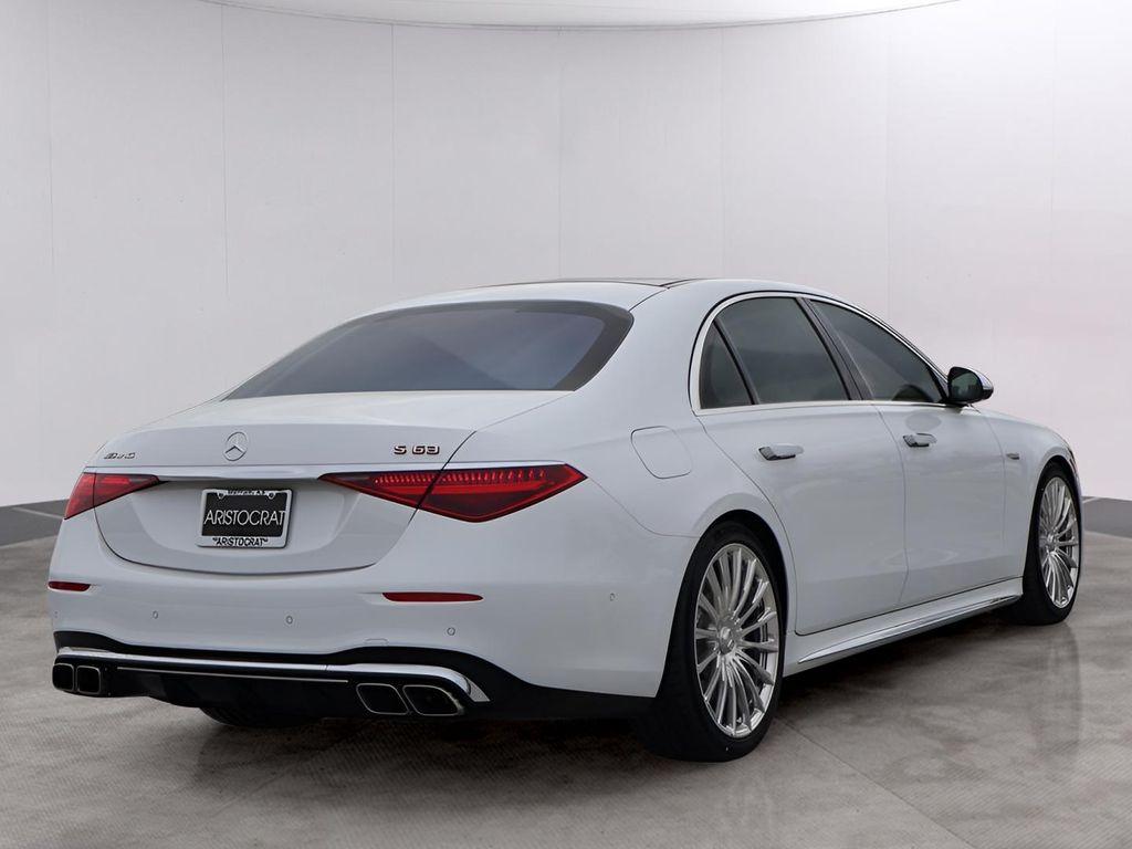 صورة 5 لـ 2026 Mercedes-BENZ AMG S 63 E BASE