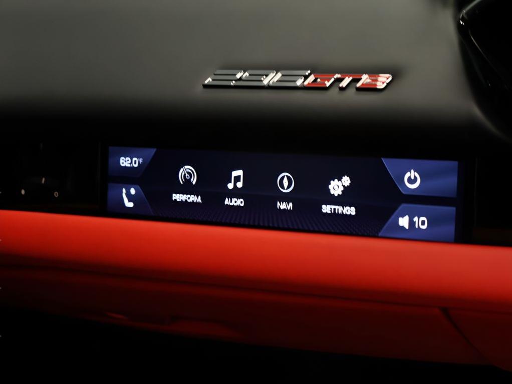 2025 Ferrari 296 GTB BASE 缩略图 16
