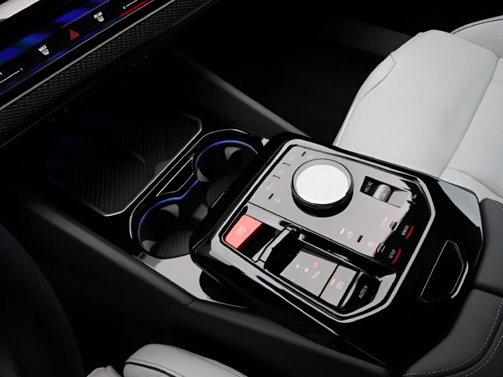2027 BMW M5 TOURING 缩略图 29
