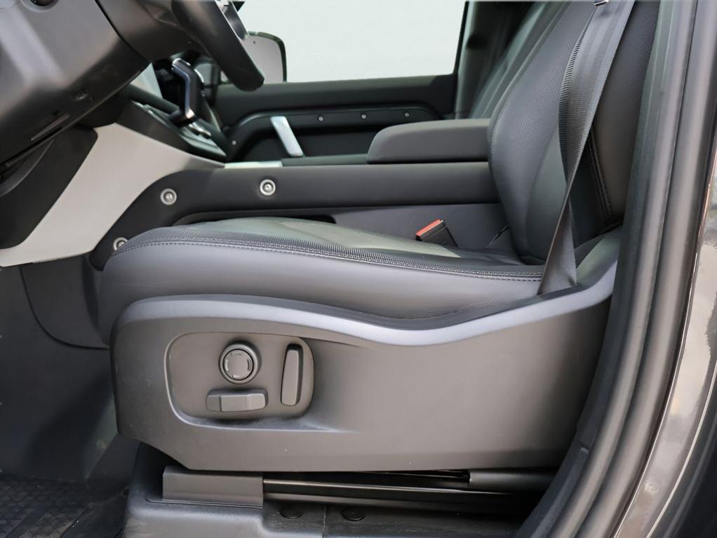 2023 LAND Rover DEFENDER 110 X-DYNAMIC SE — миниатюра 35
