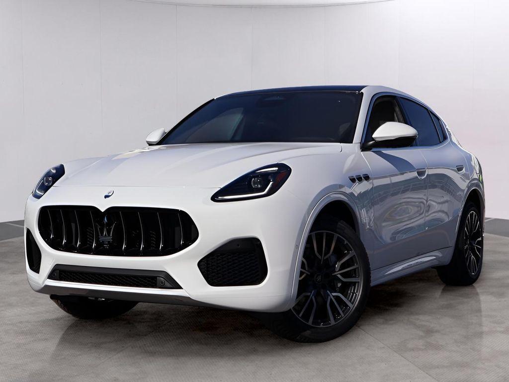 New 2025 Maserati Grecale Base