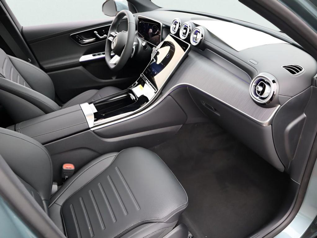 MERCEDES-BENZ GLC - 10