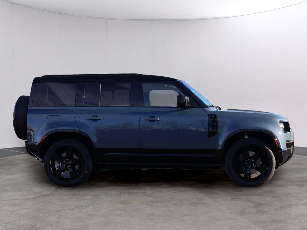 2026 LAND Rover DEFENDER 110 X-DYNAMIC SE — фото 4