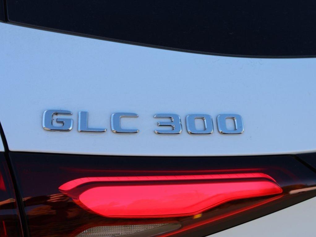 MERCEDES-BENZ GLC - 8