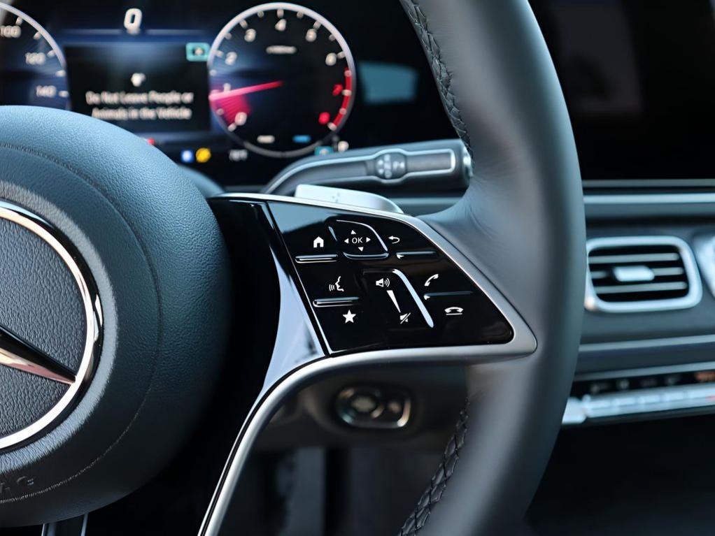 2026 Mercedes-BENZ GLE — миниатюра 35