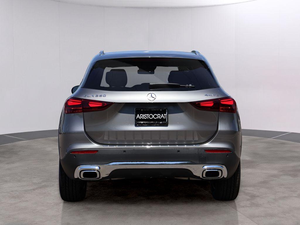 صورة 6 لـ 2026 Mercedes-BENZ GLA