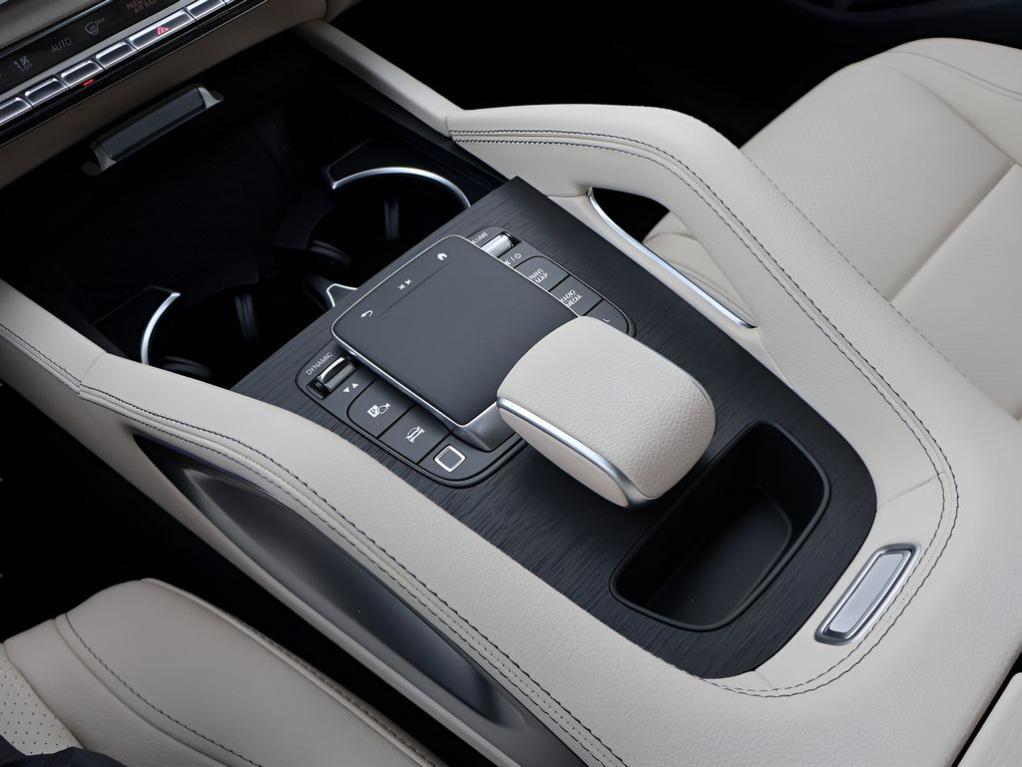 2026 Mercedes-BENZ GLE — миниатюра 28