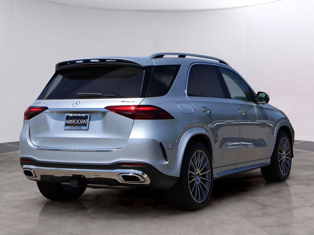2026 Mercedes-BENZ GLE — фото 7