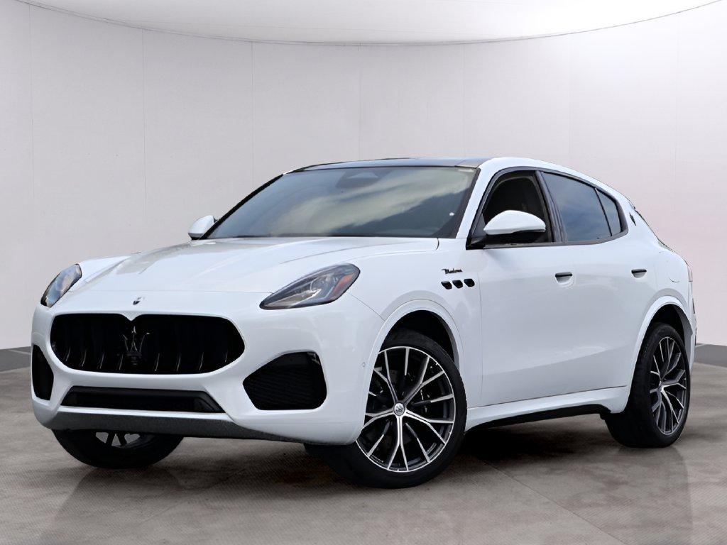 New 2026 Maserati Grecale Modena