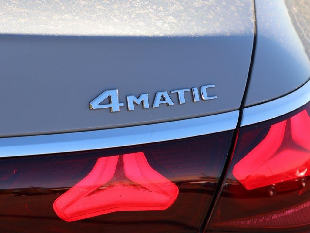 MERCEDES-BENZ E-CLASS - 9