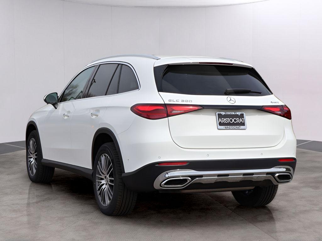 MERCEDES-BENZ GLC - 5