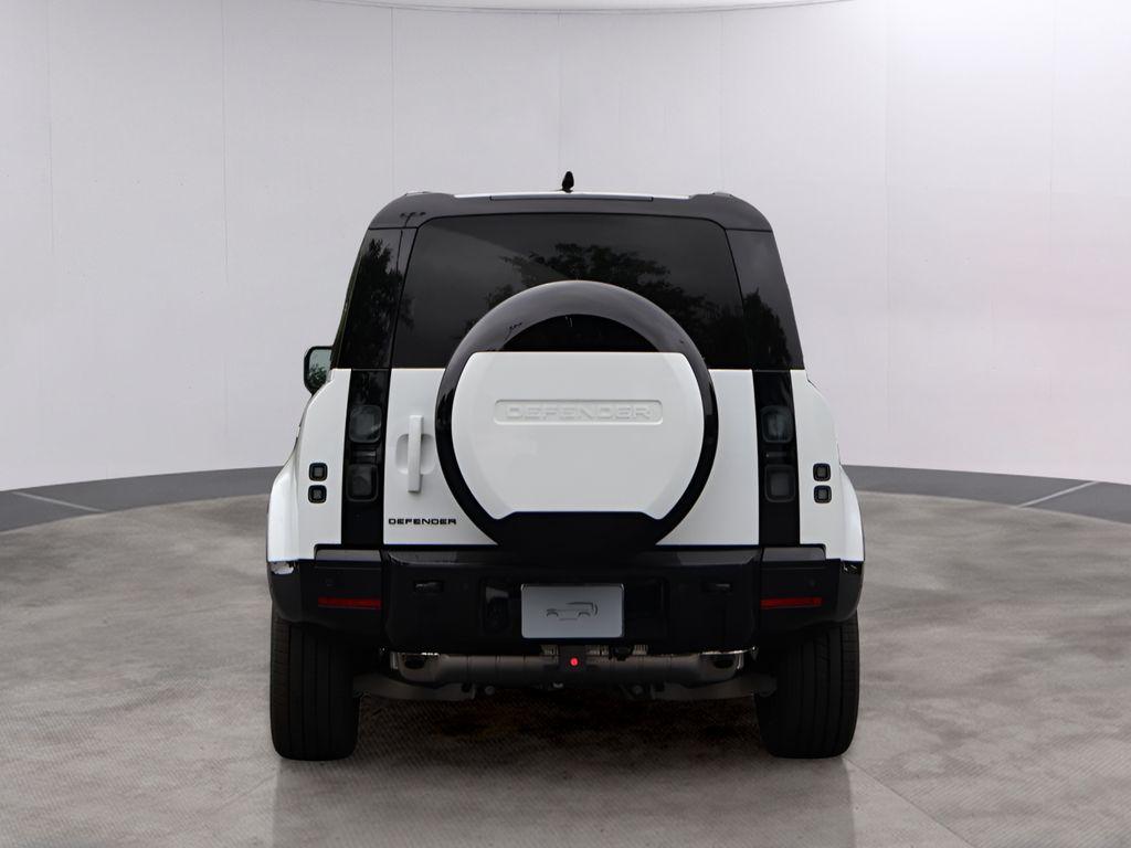 صورة 6 لـ 2026 LAND Rover DEFENDER P400 X-DYNAMIC SE