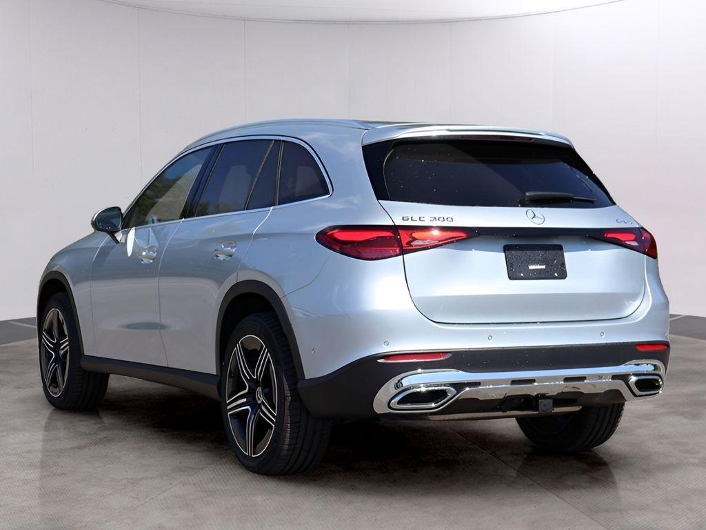 MERCEDES-BENZ GLC - 5