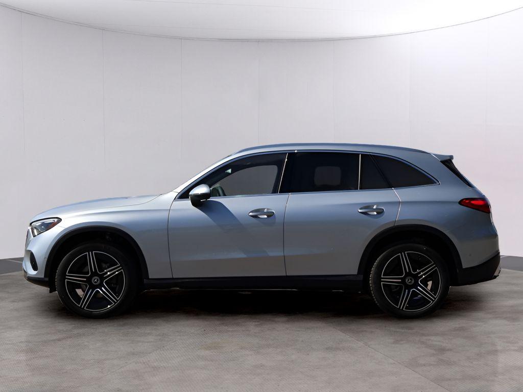 MERCEDES-BENZ GLC - 4