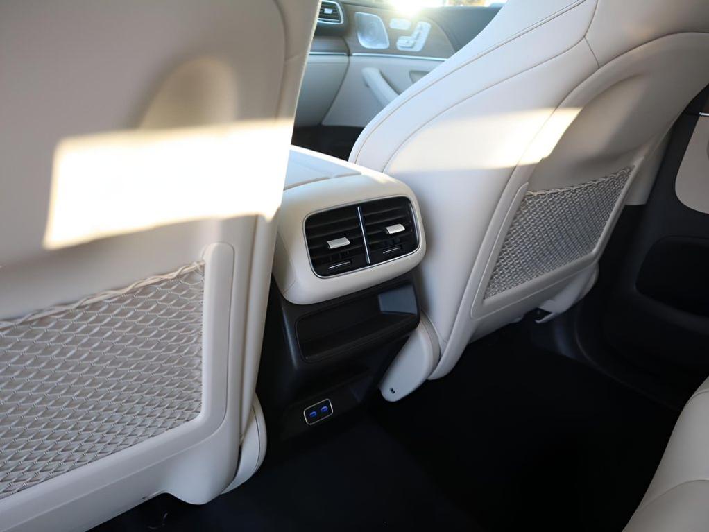 2026 Mercedes-BENZ GLE 缩略图 25