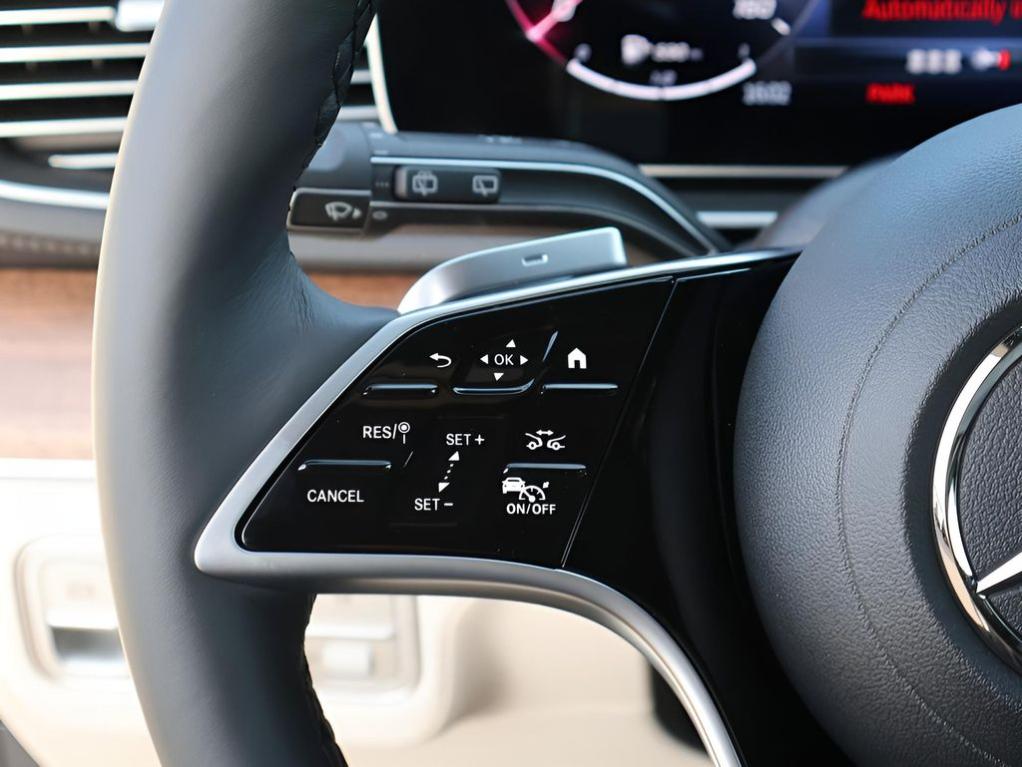 2026 Mercedes-BENZ GLE — миниатюра 33