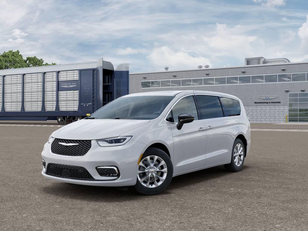 New 2026 Chrysler Pacifica Limited