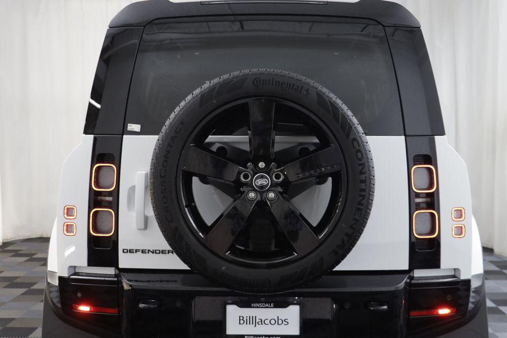 2025 LAND Rover DEFENDER 110 V8 — миниатюра 17