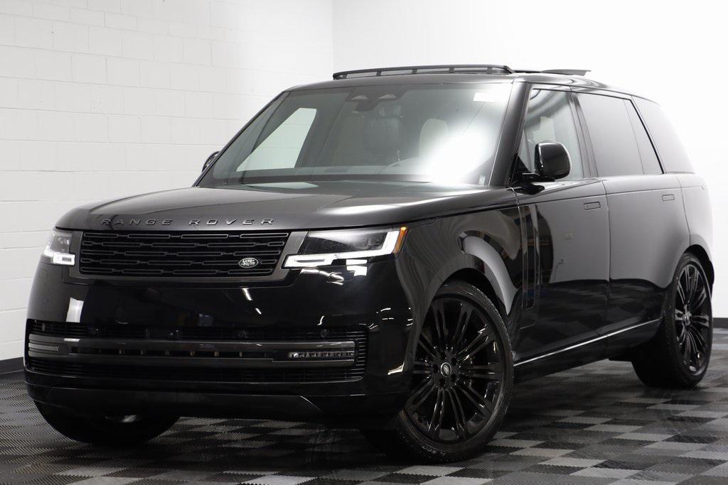 New 2025 Land Rover Range Rover P530 SE 7 Seat