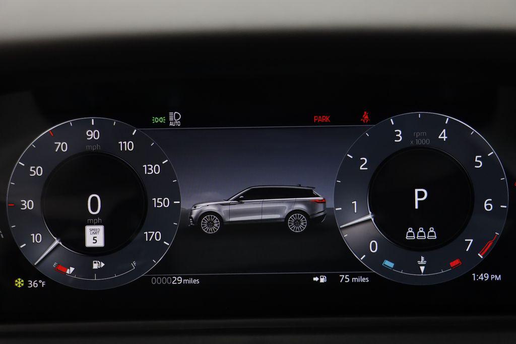 صورة 8 لـ 2026 LAND Rover RANGE ROVER VELAR P250 SE R-DYNAMIC