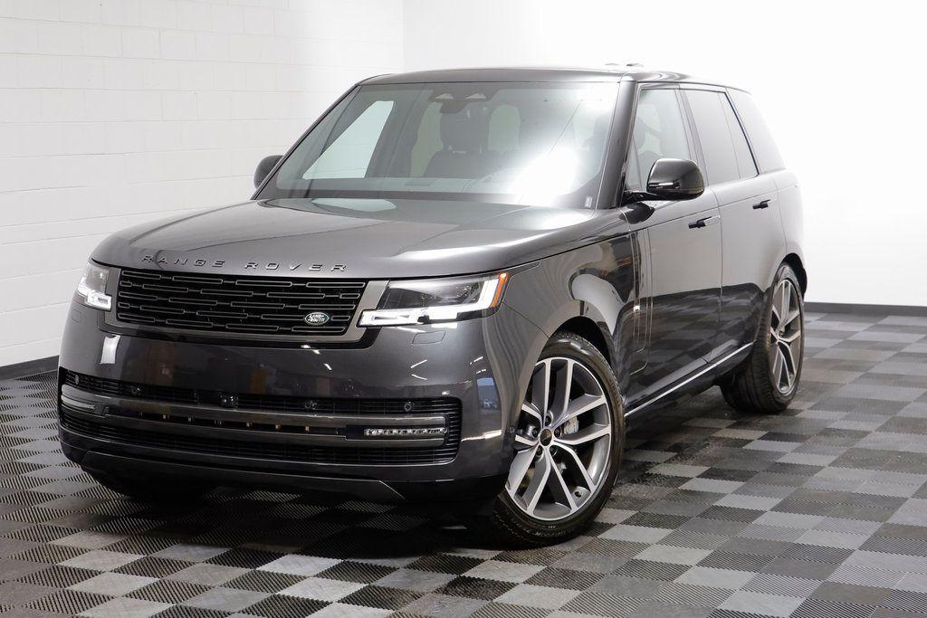 New 2026 Land Rover Range Rover P400 SE