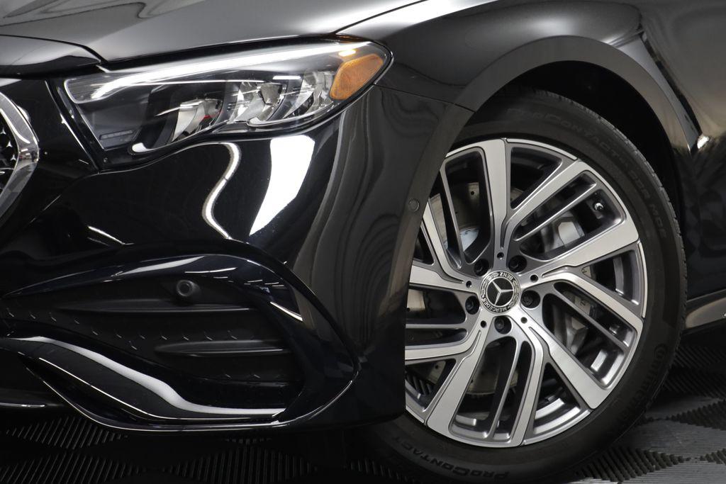 MERCEDES-BENZ E-CLASS - 3