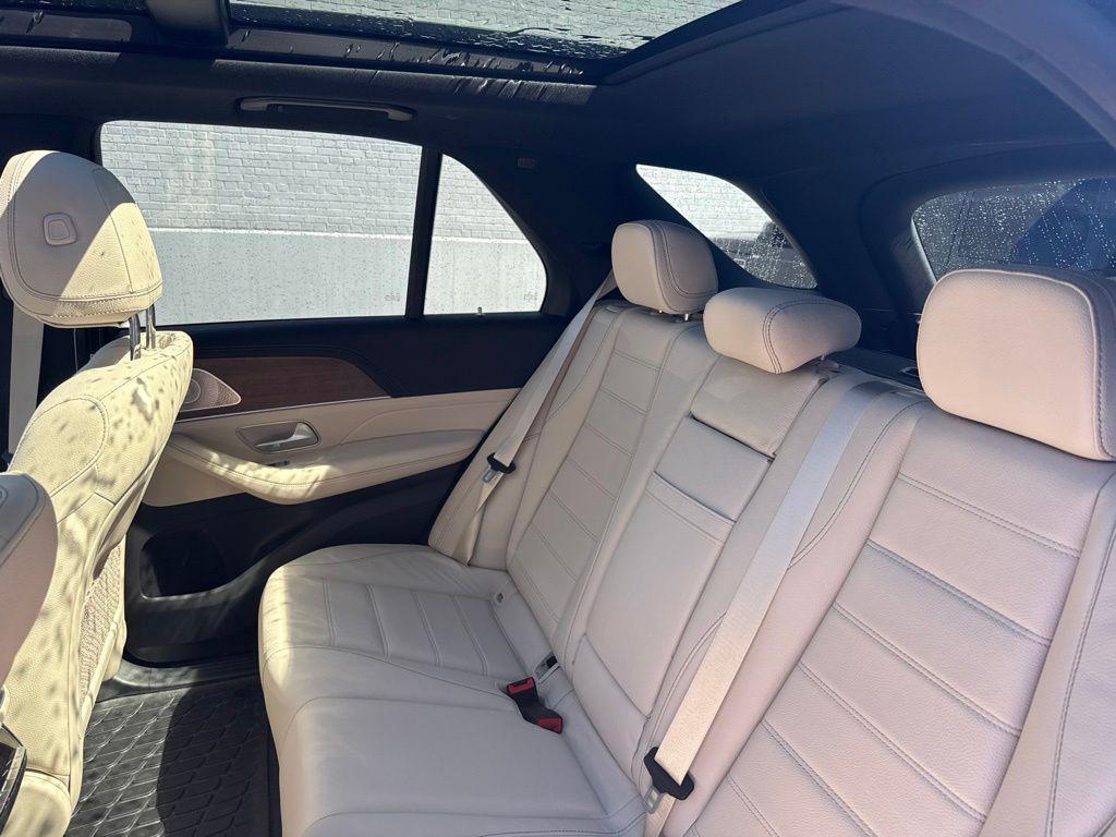 2024 Mercedes-BENZ GLE — миниатюра 11