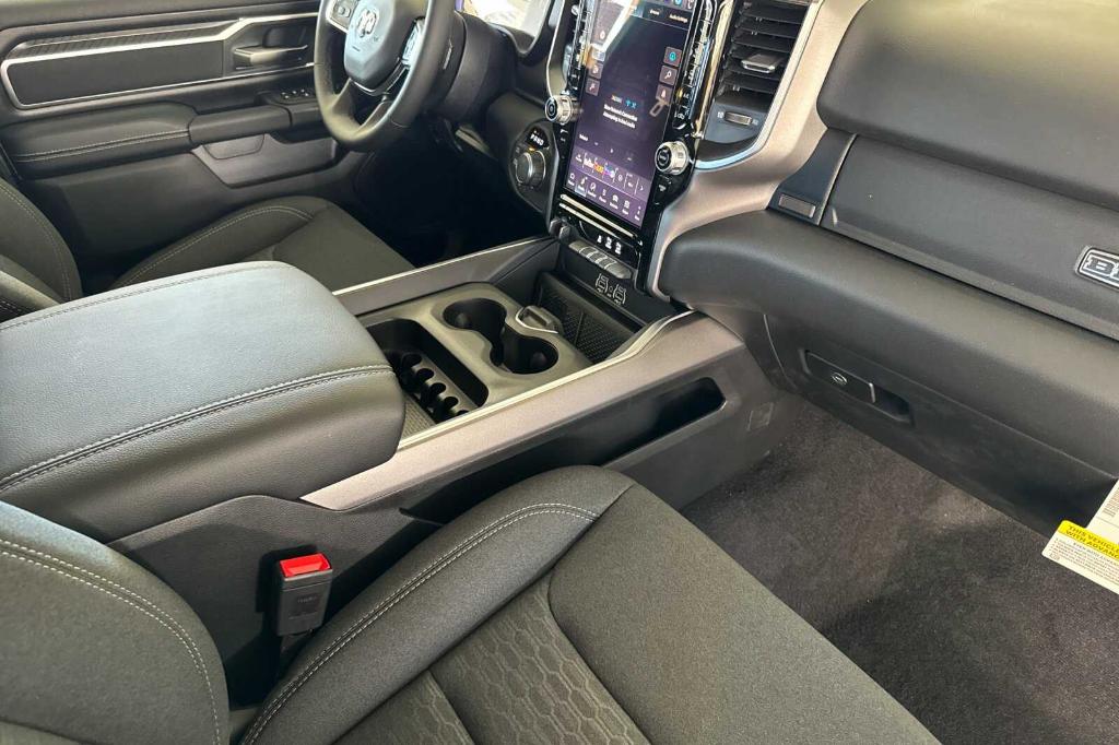 2026 RAM 1500 BIG HORN — миниатюра 12