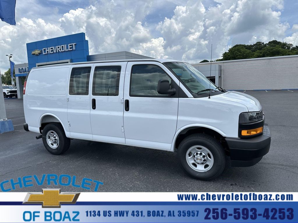 New 2026 Chevrolet Express 2500 LT