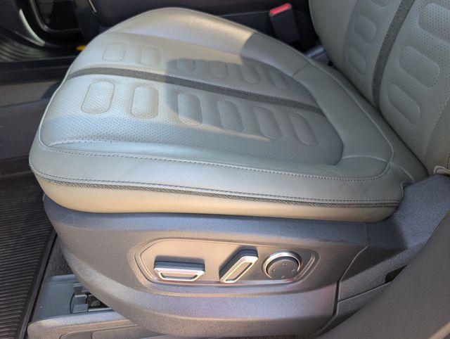 2023 Rivian R1T ADVENTURE QUAD MOTOR LARGE PACK — фото 15