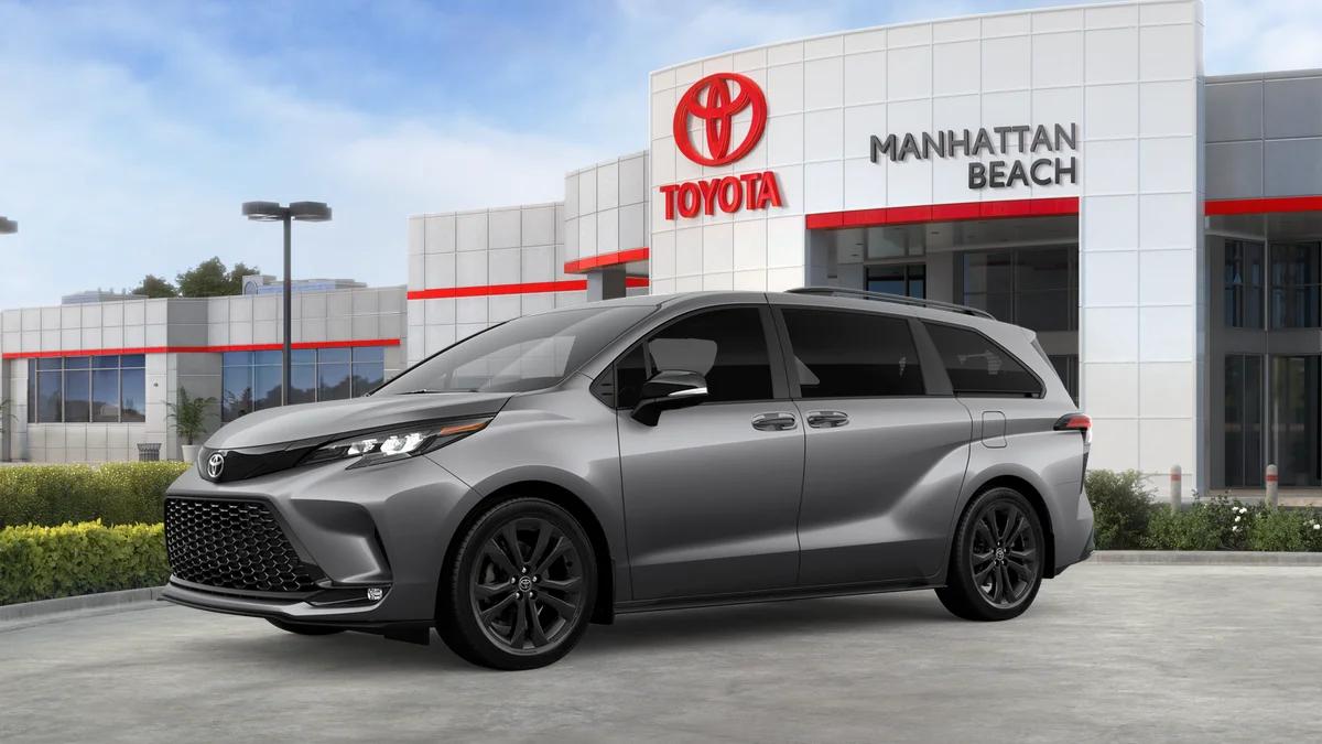 New 2026 Toyota Sienna XSE 7 Passenger