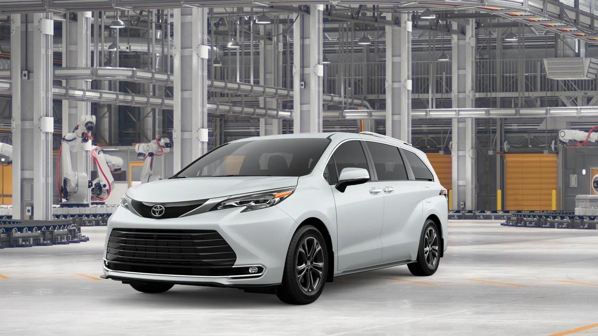 New 2026 Toyota Sienna Platinum