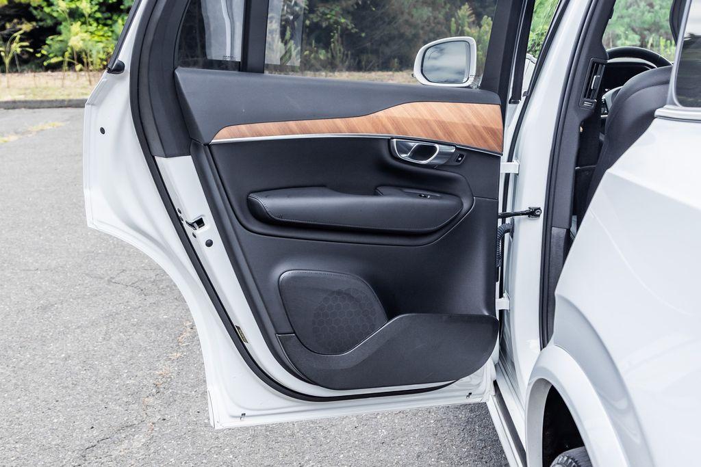 صورة مصغرة 20 لـ 2025 Volvo XC90 B5 PLUS