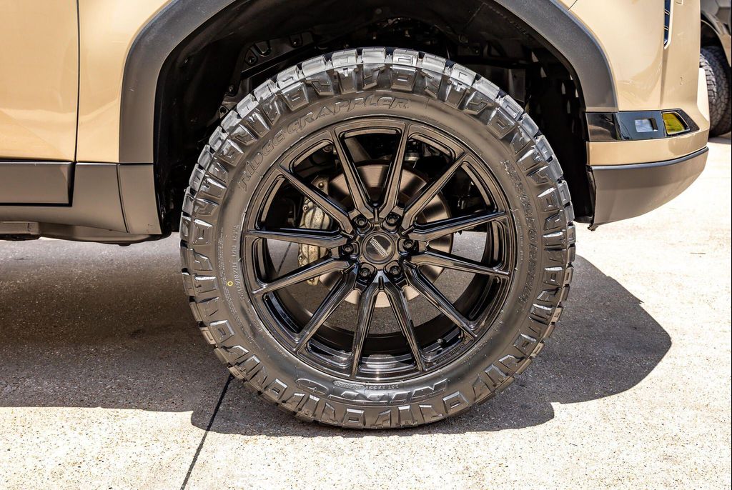 صورة مصغرة 11 لـ 2024 Lexus GX 550 OVERTRAIL+