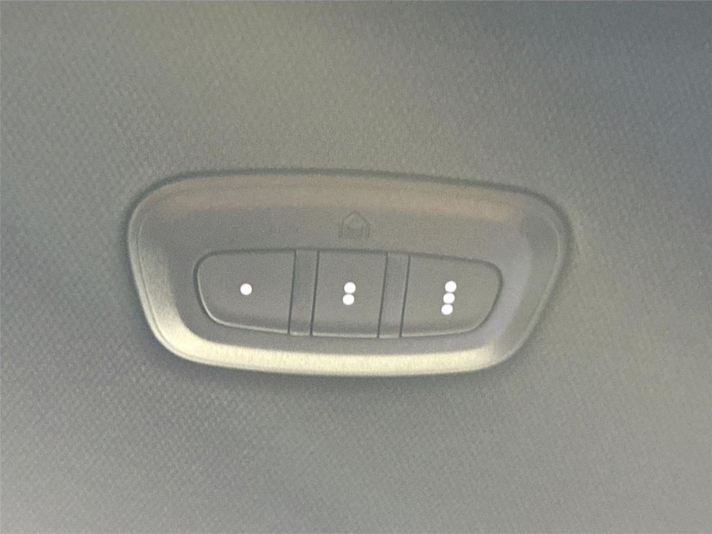 صورة مصغرة 22 لـ 2023 RAM 1500 LARAMIE