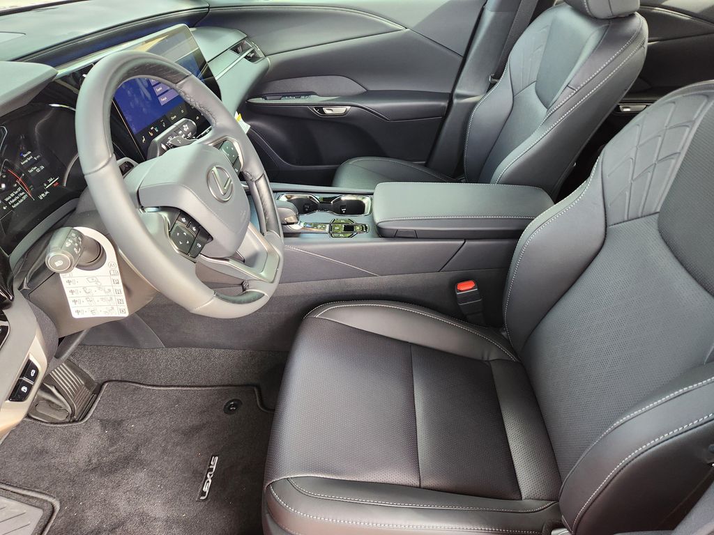 صورة 8 لـ 2026 Lexus RX 350 PREMIUM