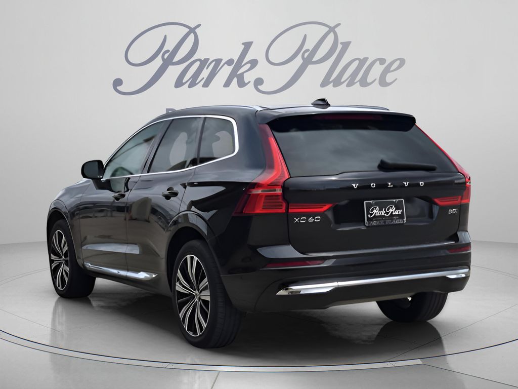صورة 3 لـ 2023 Volvo XC60 B5 PLUS BRIGHT THEME