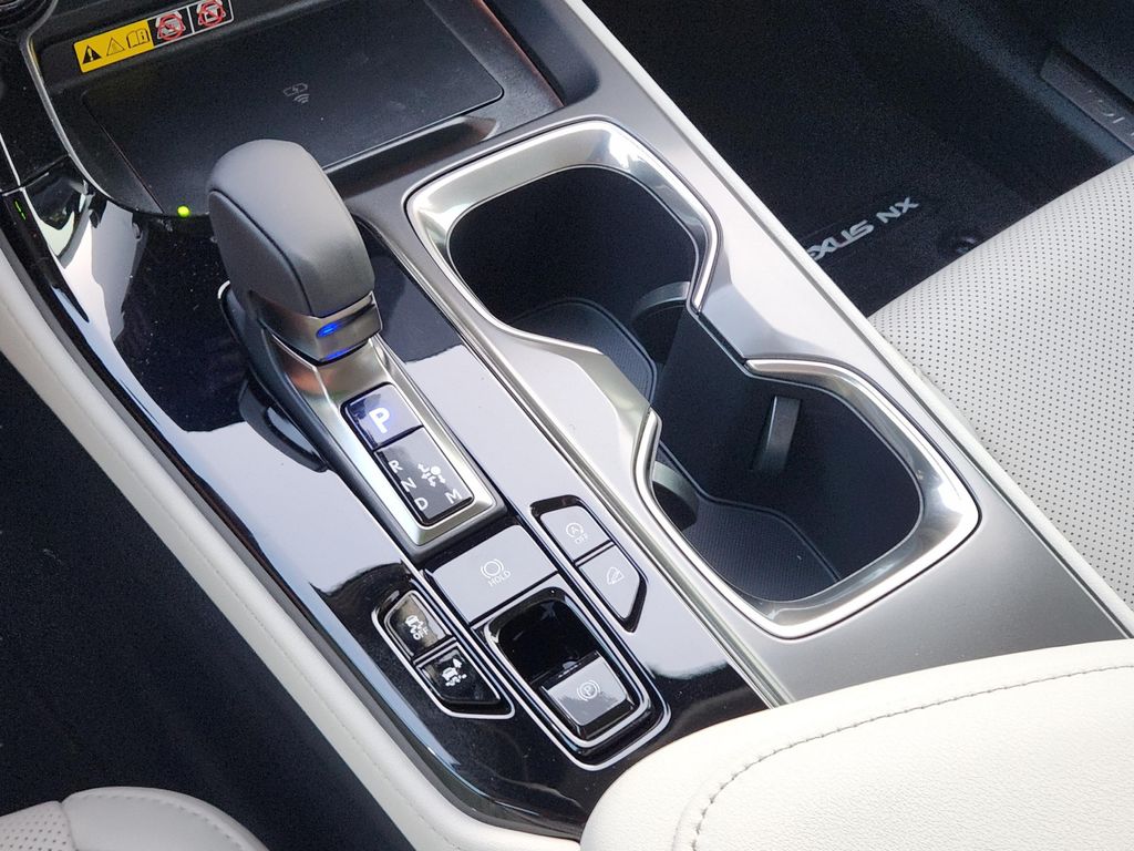 صورة مصغرة 11 لـ 2026 Lexus NX 350 LUXURY