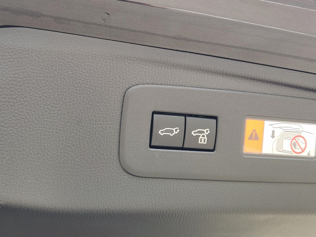 صورة 6 لـ 2024 Lexus GX 550 LUXURY+