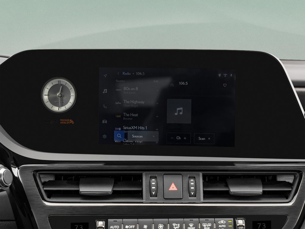 صورة مصغرة 18 لـ 2025 Lexus ES 350 BASE