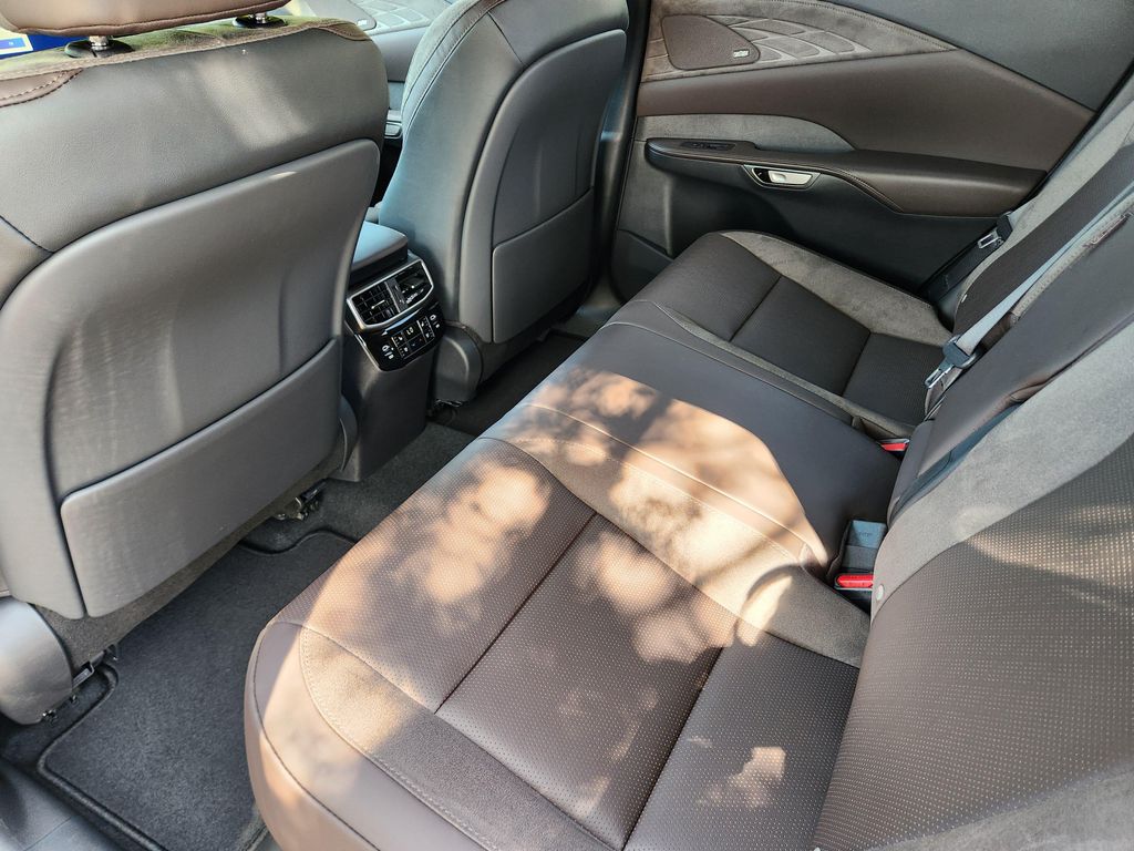 صورة مصغرة 19 لـ 2026 Lexus RX 350 PREMIUM