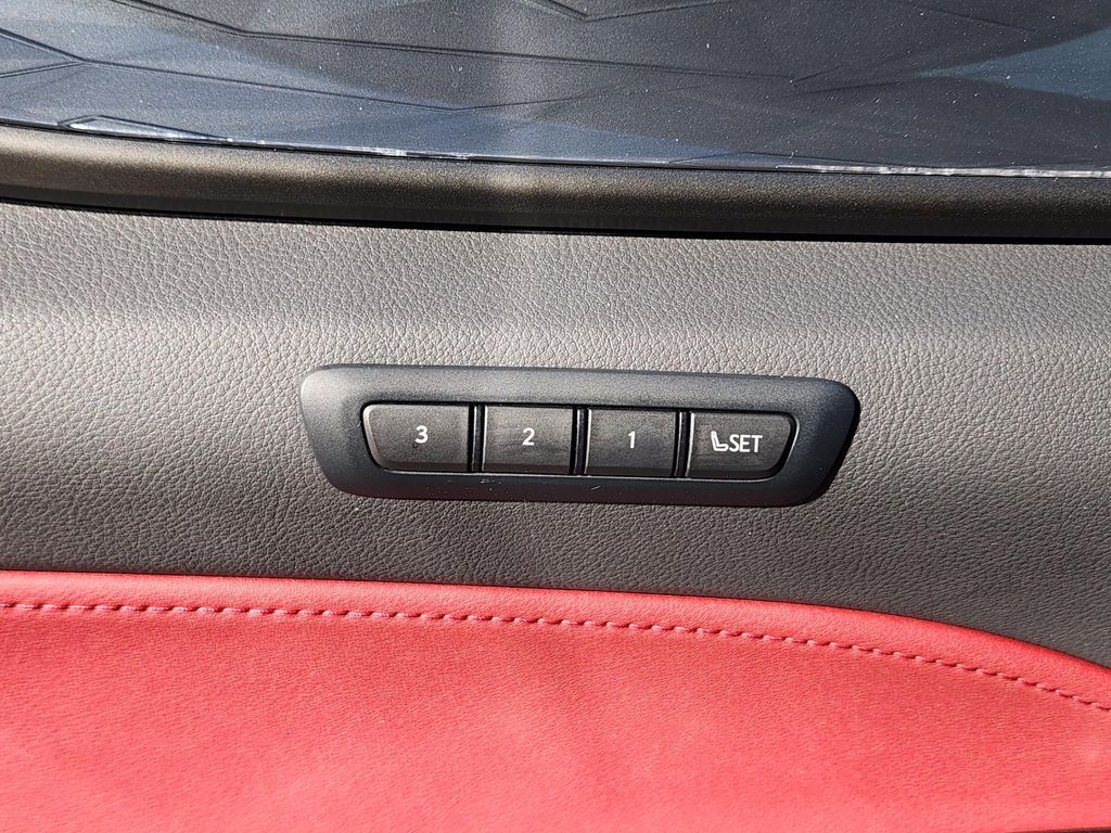 صورة مصغرة 18 لـ 2025 Lexus NX 350 PREMIUM