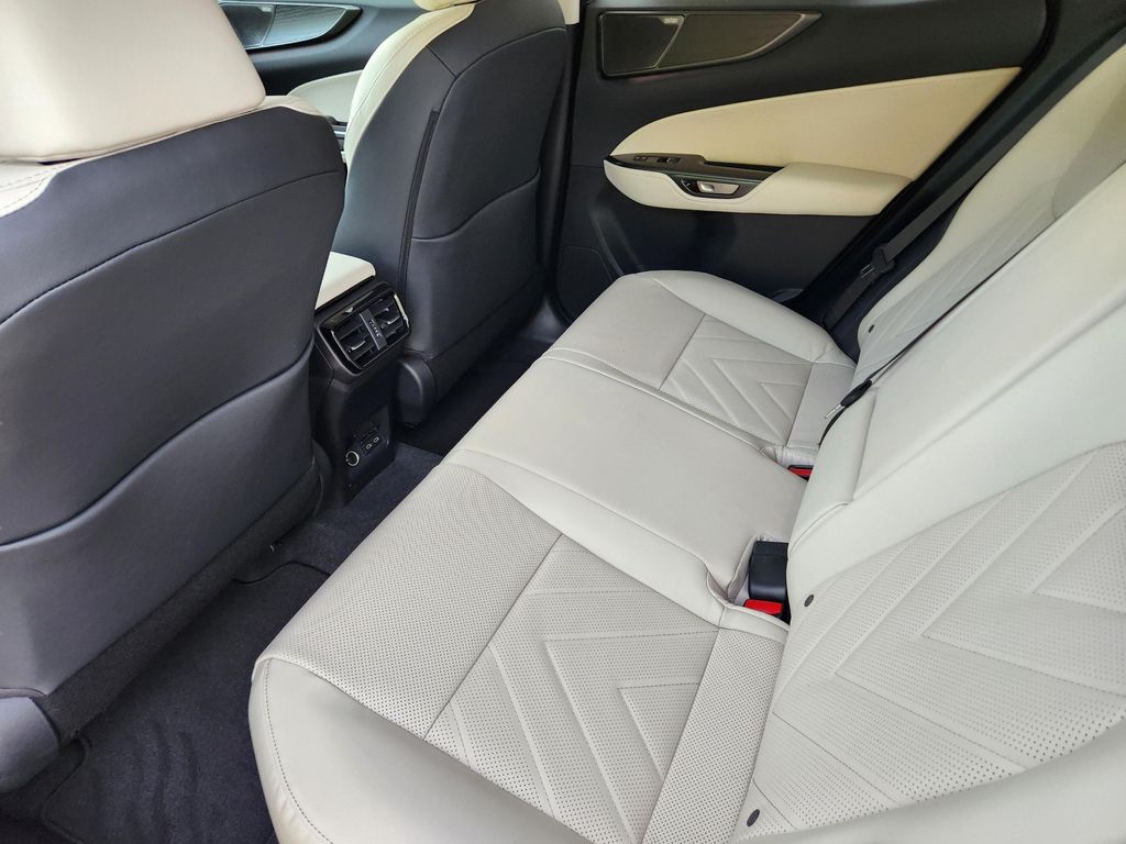 2026 Lexus NX 350 LUXURY — миниатюра 16