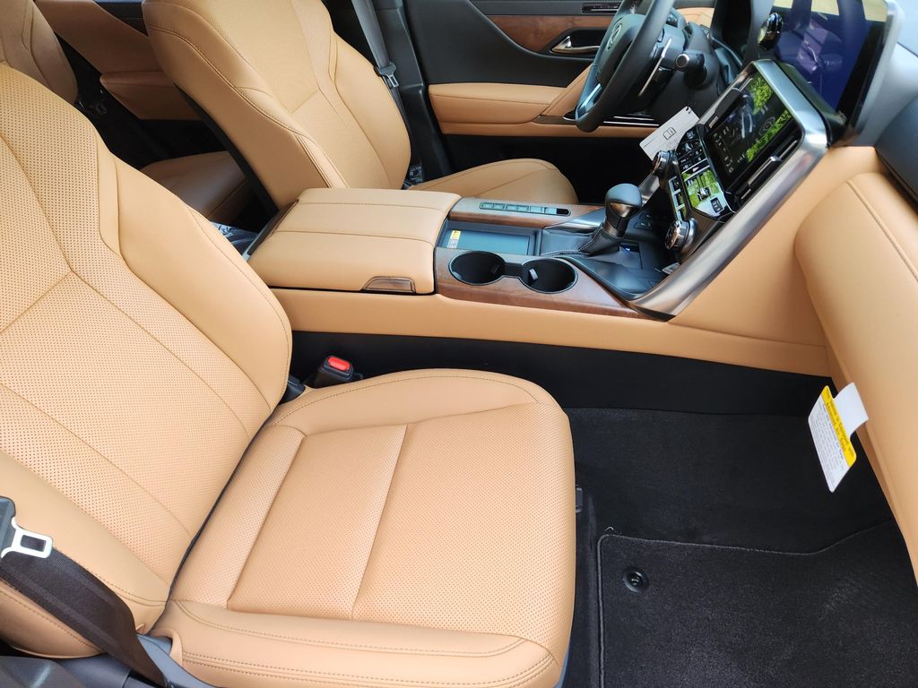 2026 Lexus LX 600 PREMIUM photo 6