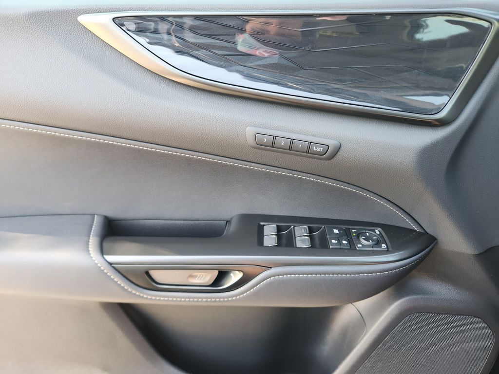 صورة مصغرة 16 لـ 2026 Lexus NX 450H+ PREMIUM