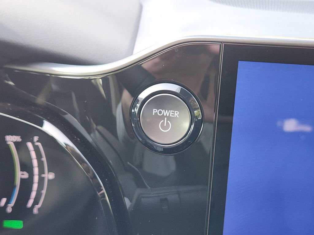 صورة مصغرة 13 لـ 2026 Lexus NX 450H+ PREMIUM
