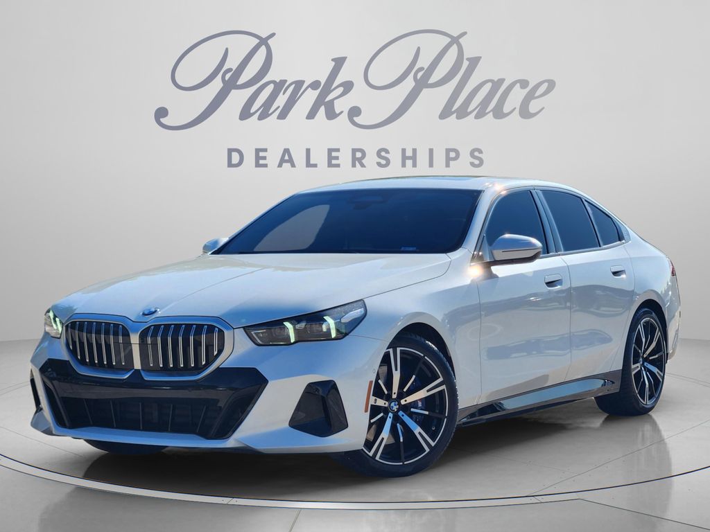 صورة 1 لـ 2026 BMW 540 XDRIVE